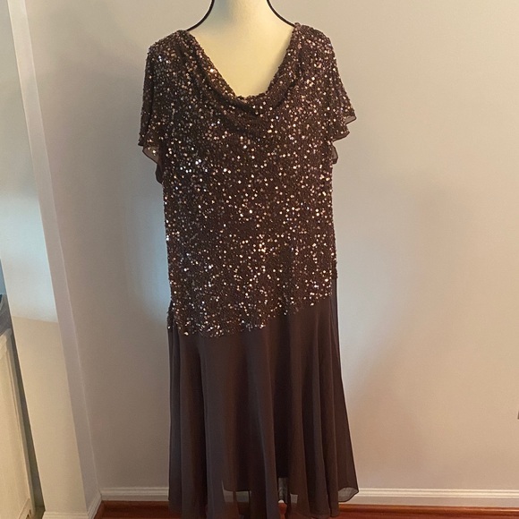 JKARA size 20W chocolate brown excellent condition formal dress - Picture 2 of 10